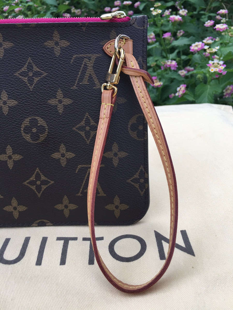 Louis Vuitton Neverfull MM/GM Pink Interior Wristlet – AE Deluxe LLC®
