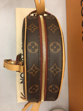 Load image into Gallery viewer, Louis Vuitton Boite Chapeau Souple Monogram Bag