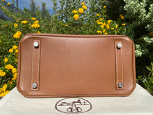 Load image into Gallery viewer, Hermès Birkin 25 Gold Epsom Palladium Hardware + Box + Dust Bag + CoA