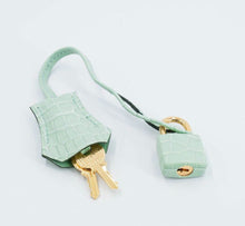 Load image into Gallery viewer, Hermes Kelly 25 Vert d’Eau Matte Alligator Gold HW