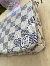 Load image into Gallery viewer, Louis Vuitton Felicie Damier Azur Clutch Crossbody (MI2108)