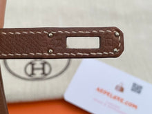 Load image into Gallery viewer, Hermès Birkin 25 Gold Epsom Palladium Hardware + Box + Dust Bag + CoA