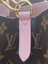 Load image into Gallery viewer, Louis Vuitton Neonoe Pink Monogram Shoulder Crossbody Bag (MI4127)