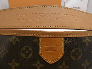 Louis Vuittion Delightful MM Monogram Shoulder Bag