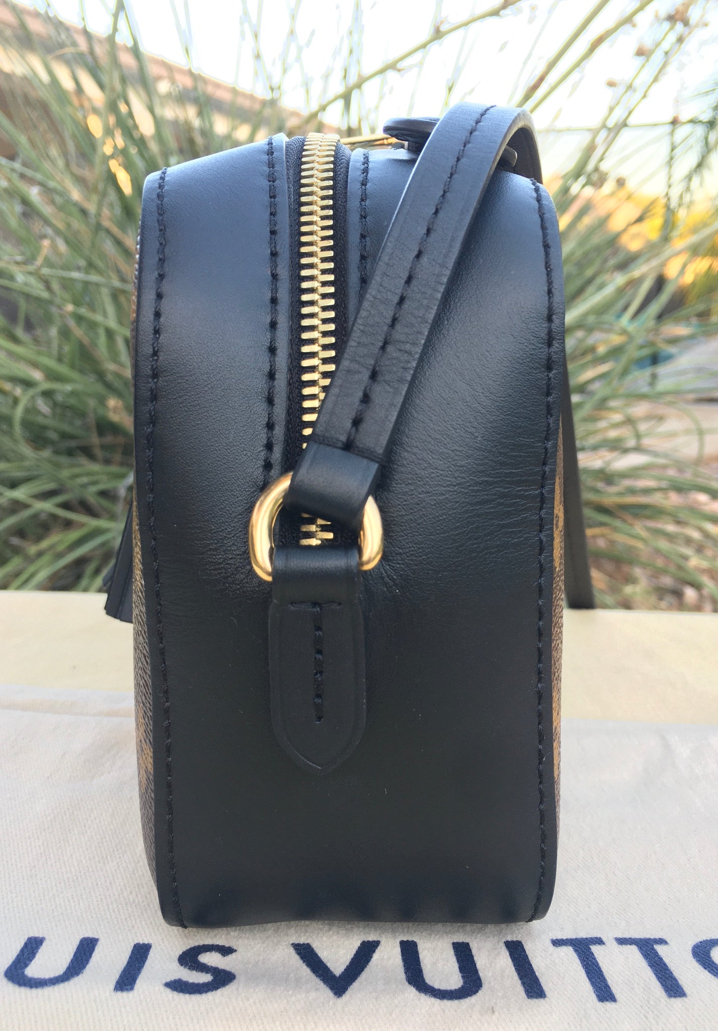 Louis Vuitton Saintonge Crossbody Bag Monogram Black – Coco