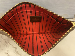 Louis Vuitton Neverfull MM/GM Red Damier Ebene Wristlet (SD2178)