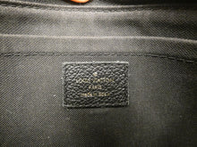 Load image into Gallery viewer, Louis Vuitton Pallas Noir Clutch Crossbody Bag