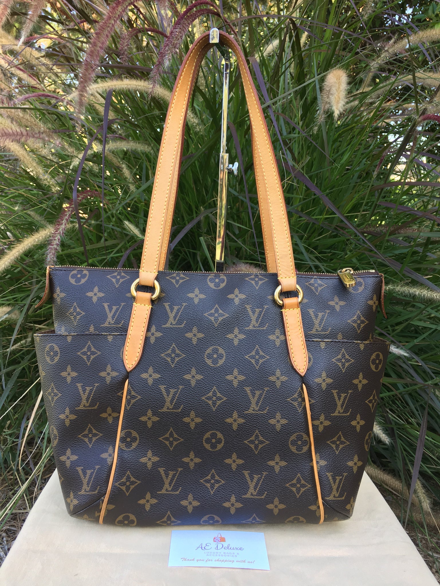 Louis Vuitton Totally PM Monogram Shoulder Tote – AE Deluxe LLC®