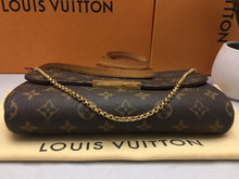 Load image into Gallery viewer, Louis Vuitton Favorite MM Monogram Crossbody Bag (DU2193)