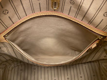 Load image into Gallery viewer, Louis Vuitton Delightful MM Monogram Bag (FL2180)