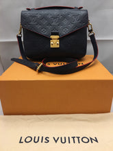 Load image into Gallery viewer, Louis Vuitton Empreinte Pochette Metis Marine Rouge/Navy Bag