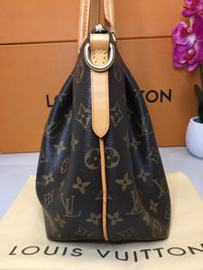 Louis Vuitton Turenne MM Monogram Bag (AH1125)
