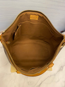 Louis Vuitton Palermo PM Bag (SR3009)