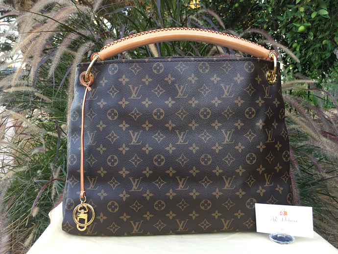 Louis Vuitton Artsy MM Monogram Canvas Hobo Bag (CA3110)