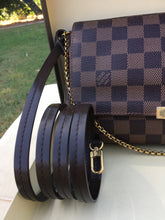 Load image into Gallery viewer, Louis Vuitton Favorite MM Damier Ebene Crossbody Bag (FL0185)