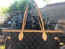 Load image into Gallery viewer, Louis Vuitton Neverfull MM Monogram Tote (GI0143)