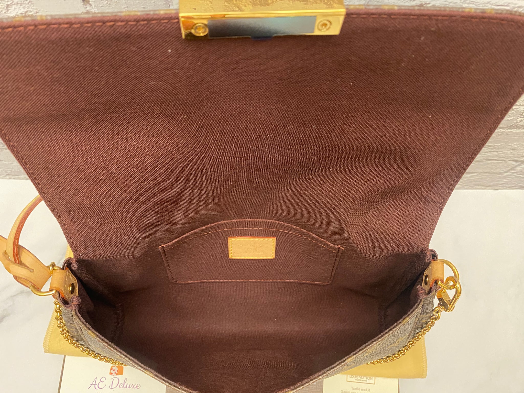 Louis Vuitton Favorite MM Monogram Bag (DU3192) – AE Deluxe LLC®