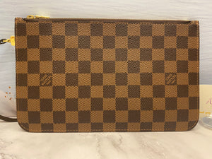 Louis Vuitton Neverfull MM/GM Red Damier Ebene Wristlet (SD2178)