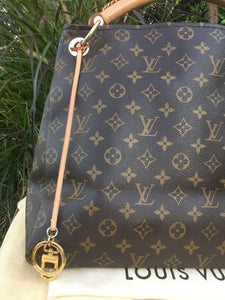 Louis Vuitton Artsy MM Monogram Hobo Shoulder Bag (CA1140)