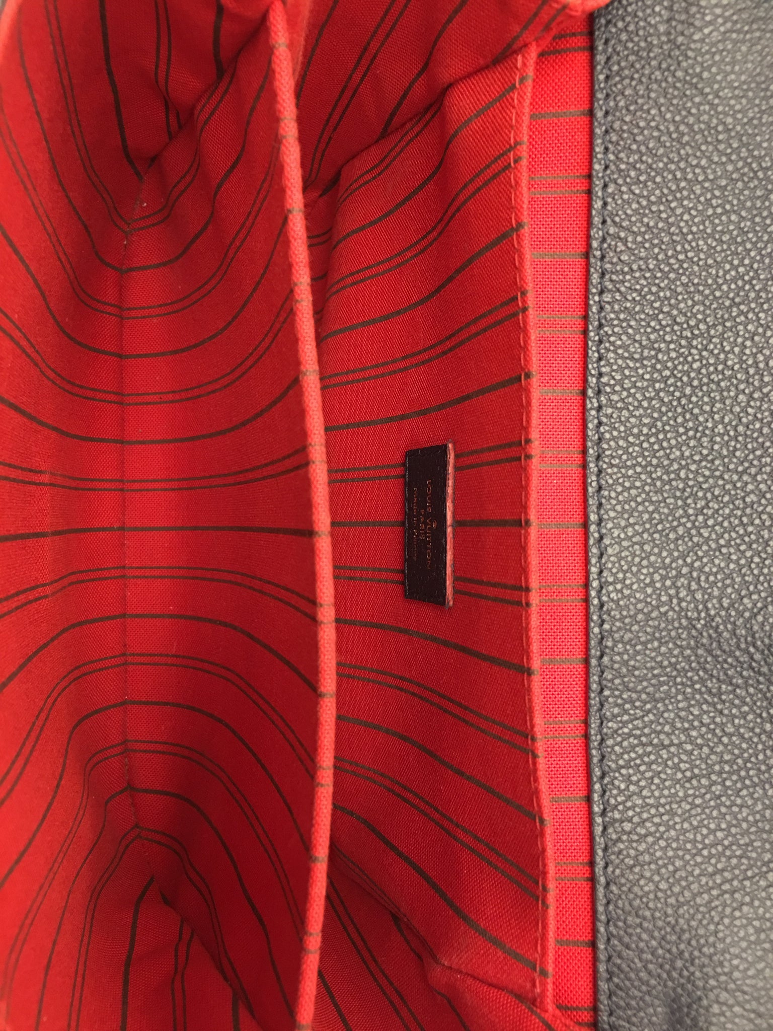 Louis Vuitton Clapton Pochette Metis Monogram Empreinte now on  luxeitfwd.com.au 💙 Featuring 'Marine rouge' navy monogram empreinte  leather …