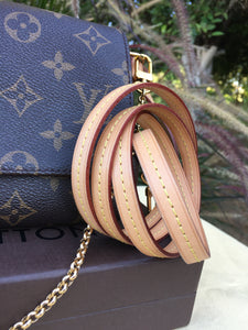 Louis Vuitton Favorite PM Monogram Crossbody Bag (SD3175) – AE