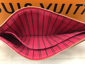 Louis Vuitton Neverfull MM/GM Pink Interior Wristlet