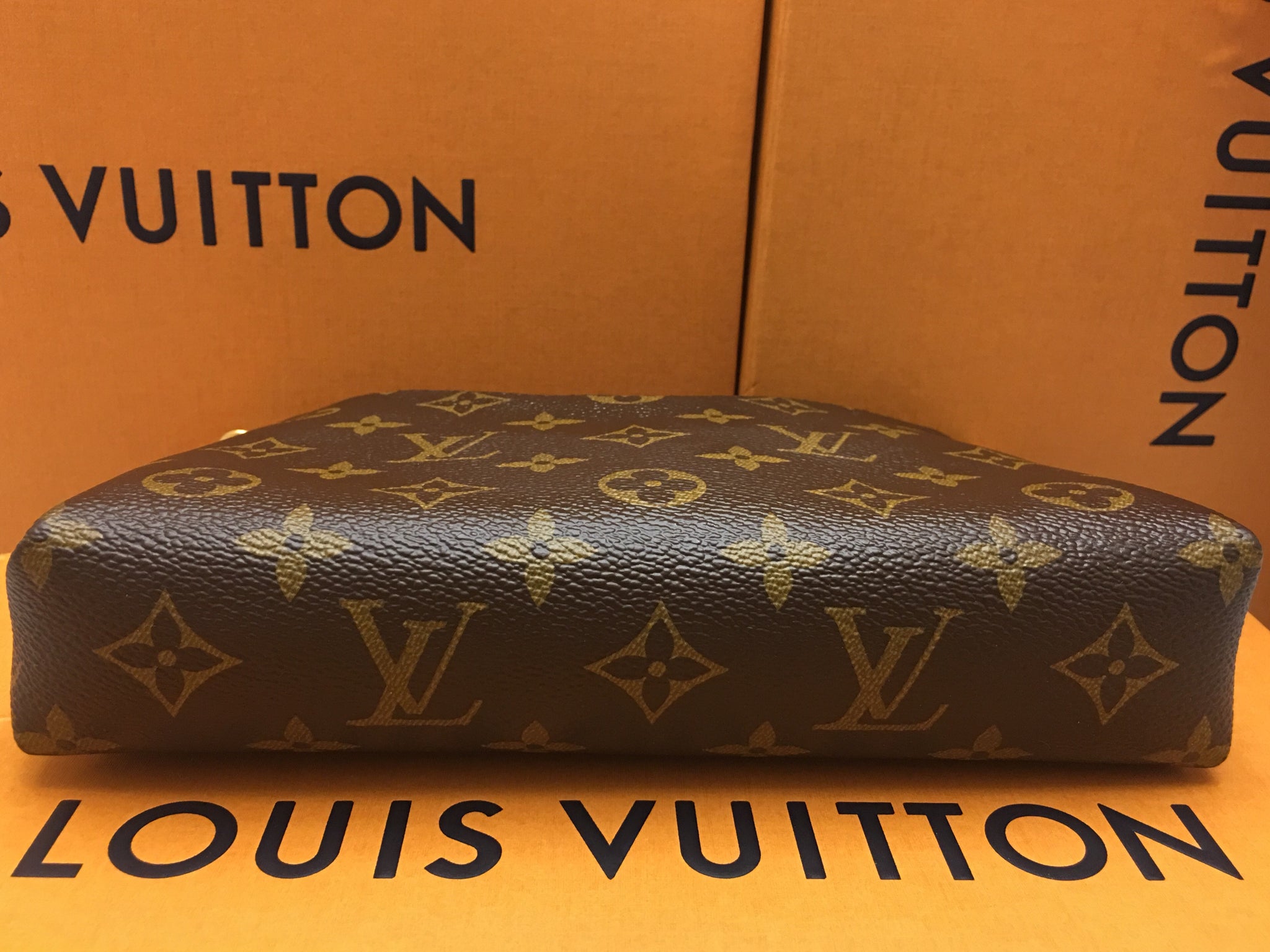 Louis Vuitton Monogram Pallas Clutch Blue Marine 317206