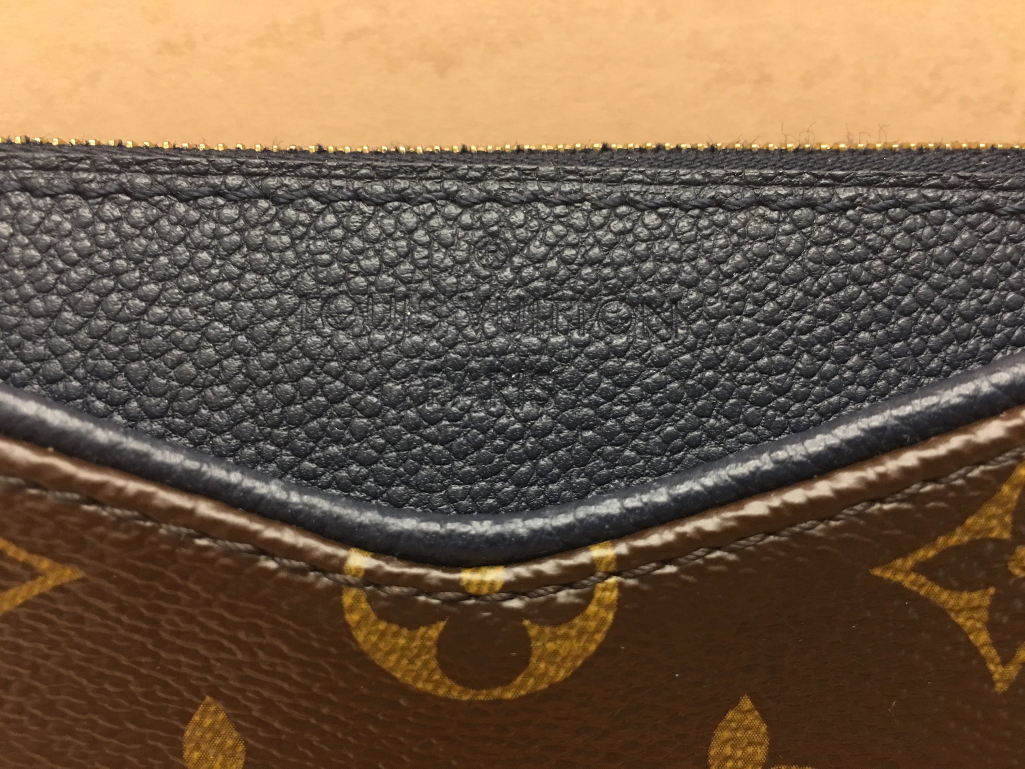 Pallas clutch bag Louis Vuitton Blue in Denim - Jeans - 27454911