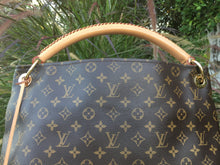 Load image into Gallery viewer, Louis Vuitton Artsy MM Monogram Hobo Shoulder Bag (CA1140)