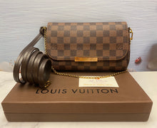 Load image into Gallery viewer, Louis Vuitton Favorite PM Damier Ebene Bag (DU2157)