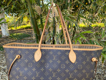 Load image into Gallery viewer, Louis Vuitton Neverfull GM Beige Monogram Tote (FL3190)