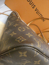 Load image into Gallery viewer, Louis Vuitton Neverfull MM Cherry Tote