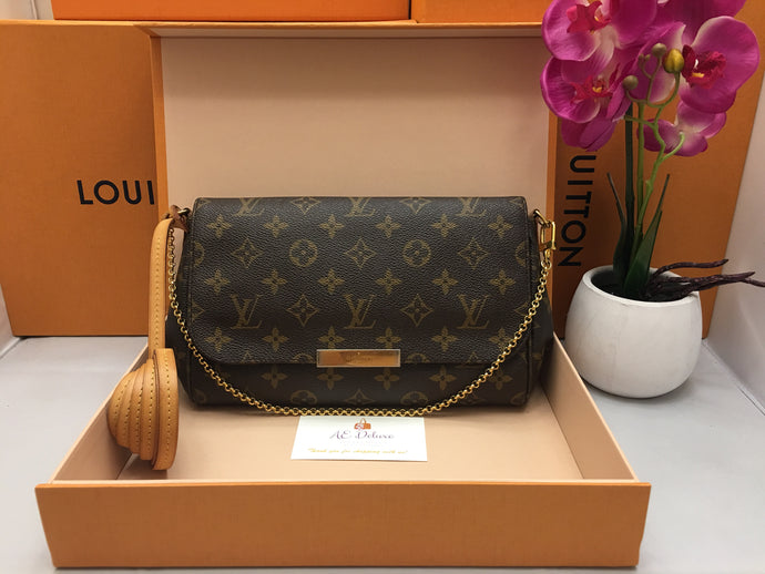 Louis Vuitton Favorite MM Monogram Crossbody Bag (FL4183)