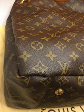 Load image into Gallery viewer, ♥️ Auth Louis Vuitton Artsy GM Monogram Large Tote Shoulder Bag + Dust Bag ♥️
