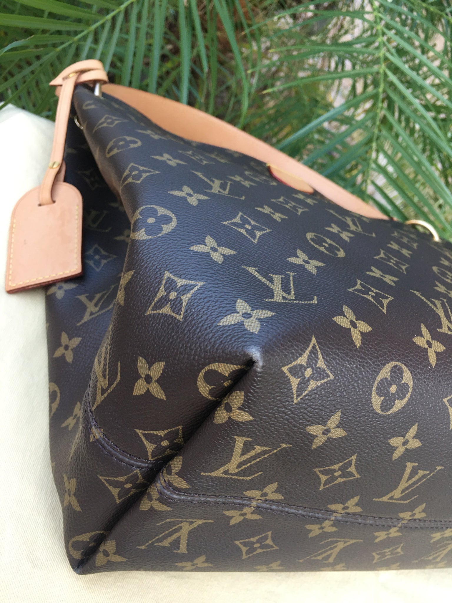 Louis Vuitton Graceful MM Monogram Bag (SD4177) – AE Deluxe LLC®