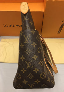 Louis Vuitton Totally MM Monogram Tote (TJ1170)