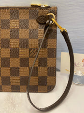 Load image into Gallery viewer, Louis Vuitton Neverfull MM/GM Red Damier Ebene Wristlet (SD2178)