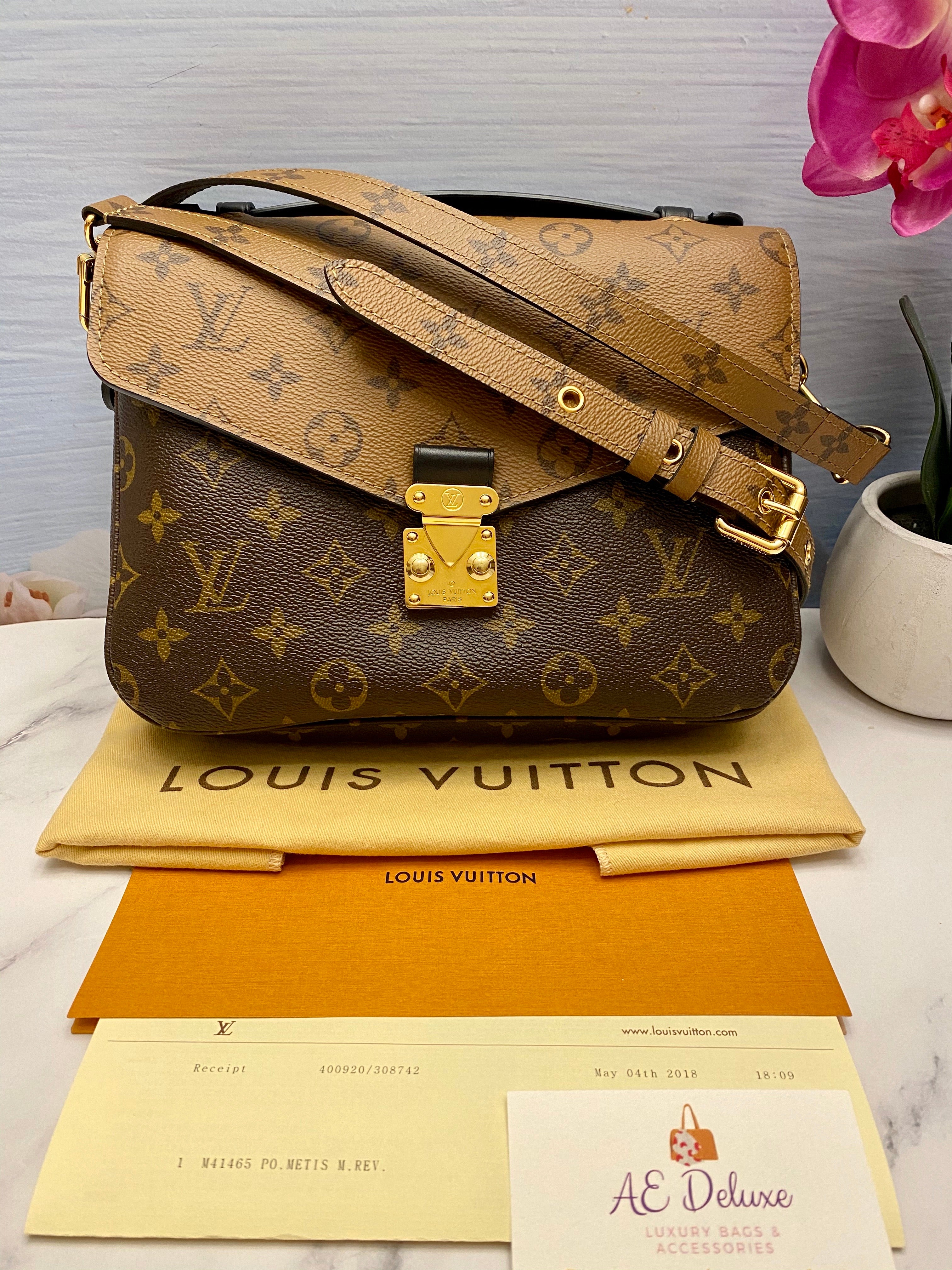 Louis Vuitton Pochette Métis Monogram Reverse Bag (DU1118