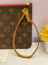 Load image into Gallery viewer, Louis Vuitton Neverfull MM Monogram Pivoine Tote + Wristlet (AR2126)