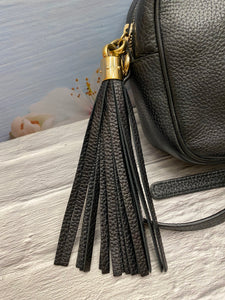 GUCCI Soho Disco Black Leather Crossbody Purse Shoulder Bag (308364 498879)