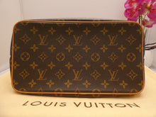 Load image into Gallery viewer, Louis Vuitton Palermo PM Shoulder Tote