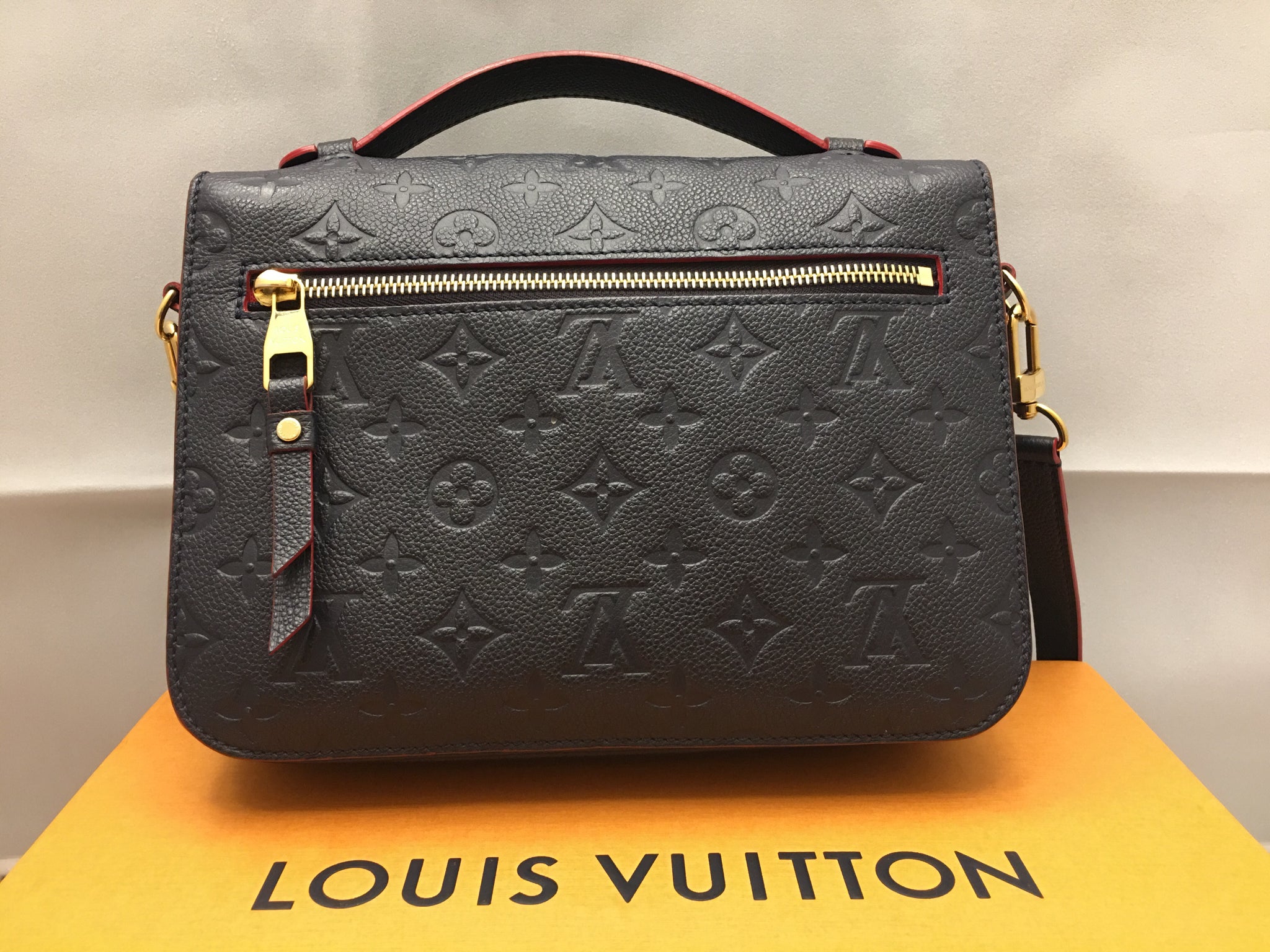 Louis Vuitton Empreinte Pochette Metis Marine Rouge – Coco Approved Studio