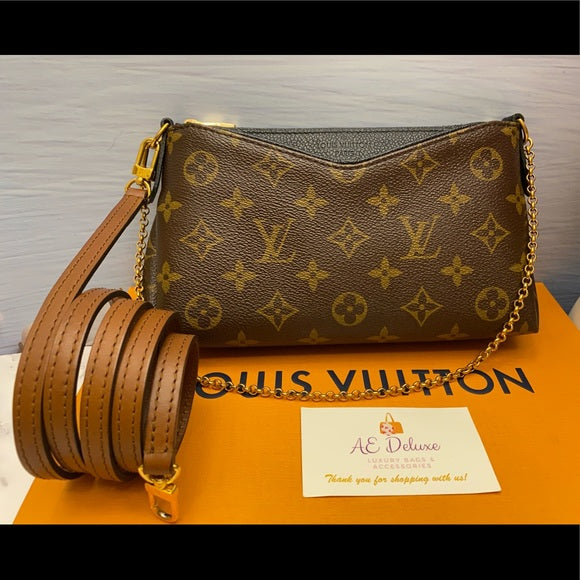 Pallas Noir Clutch Crossbody Bag (CA4195) + Box