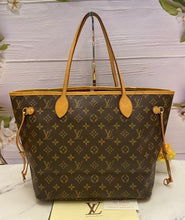 Load image into Gallery viewer, Louis Vuitton Neverfull MM Monogram Pivoine Shoulder Tote (AR2126)