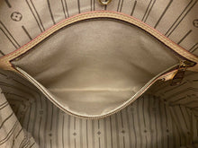 Load image into Gallery viewer, Louis Vuitton Delightful MM Monogram Shoulder (MI1180)