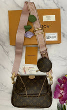 Load image into Gallery viewer, BRAND NEW Louis Vuitton Multi Pochette Accessories