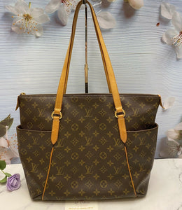 Louis Vuitton Totally MM Monogram Shoulder Tote Handbag (TJ1120)