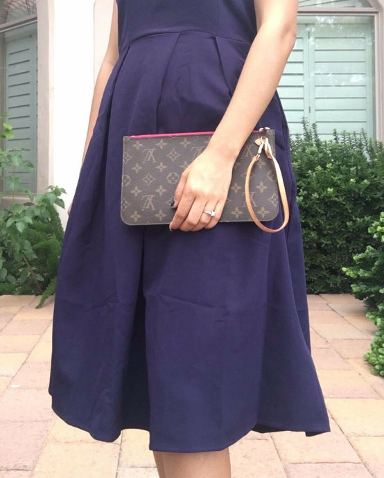 Neverfull MM/GM Monogram Pink Wristlet/Pouch/Clutch (AR0167)