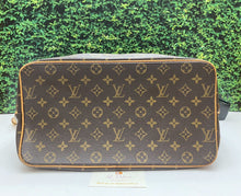 Load image into Gallery viewer, Louis Vuitton Palermo GM Monogram Handbag Shoulder Purse Crossbody (MI0130)