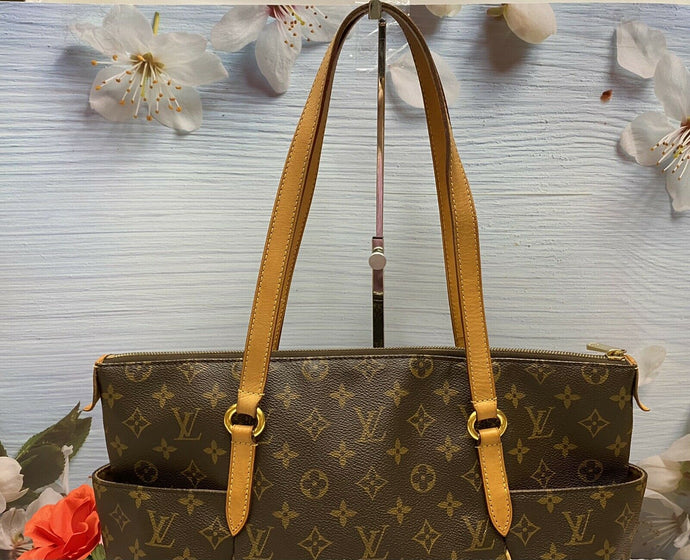Louis Vuitton Totally MM Monogram Shoulder Bag Purse Tote Handbag (MB2113)